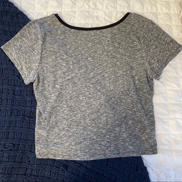 Top - Picture 2 of 3